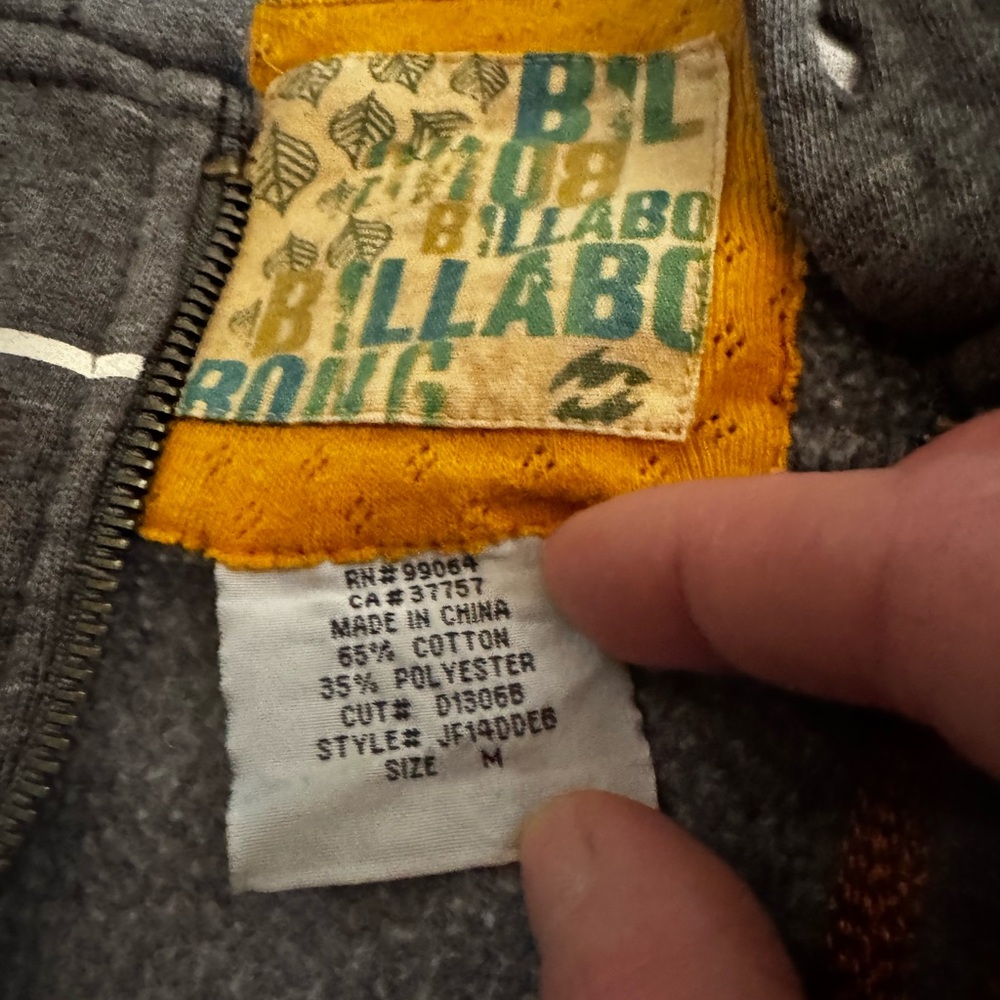 Zip up billabong hoodie. No flaws